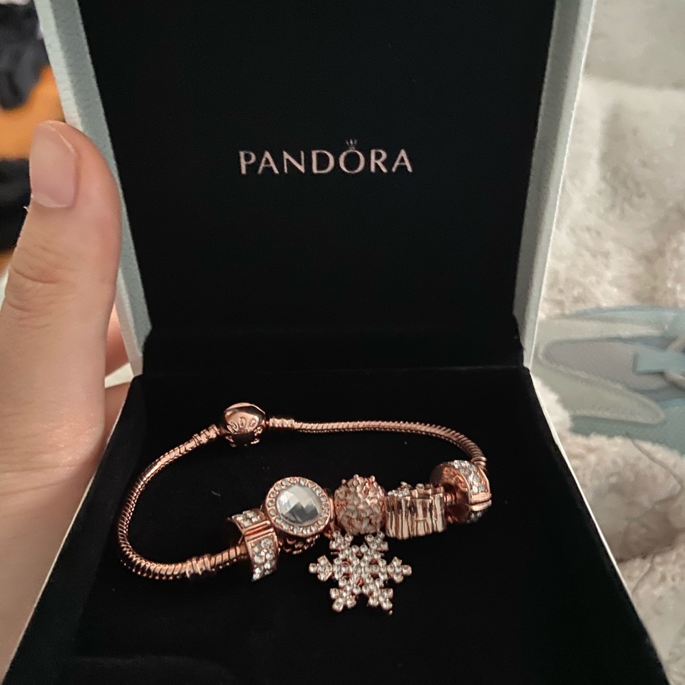 pandora bracelet
